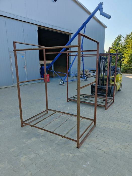 Palety szkółkarskie