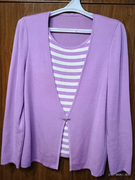 Джемпер жіночий вовняний в ідеальному стані