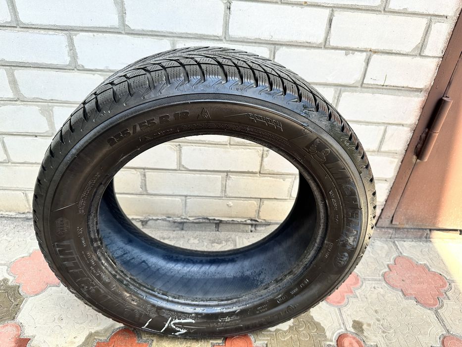 Продам зимнюю резину Michelin 235/55/R18