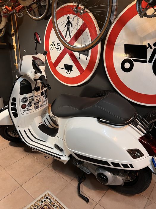 Vespa Gts 300  Super