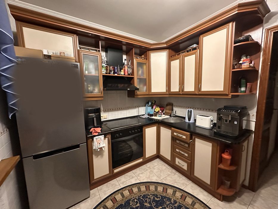 Кухня в дуже гарному стані, самовивіз