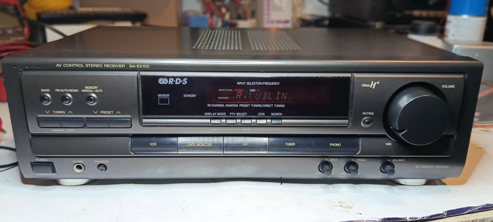 Amplituner stereo Technics SA-EX100.