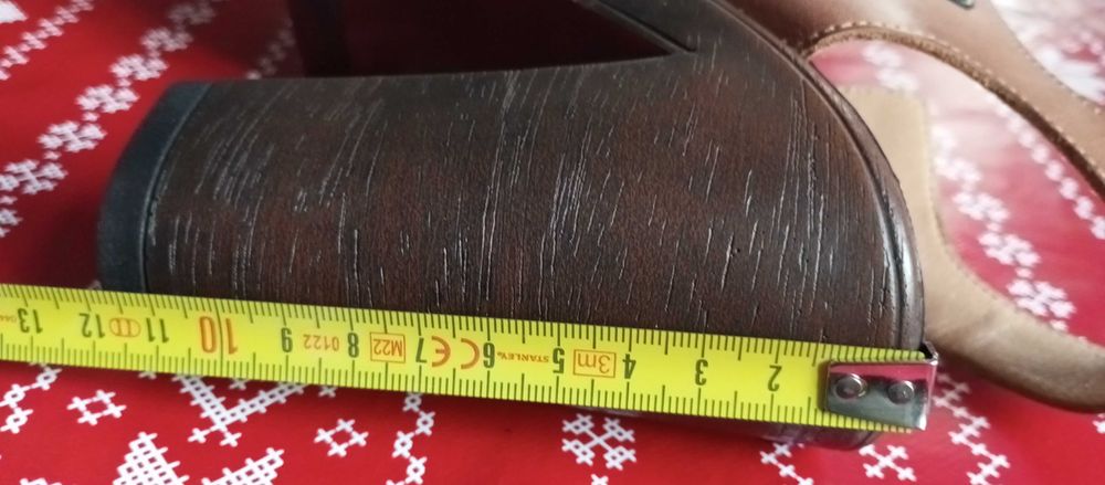 Nowe buty sandały słupek LASOCKI rozmiar 39