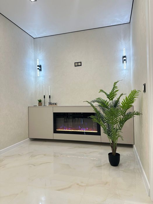 Сучасна стильна новенька квартирка