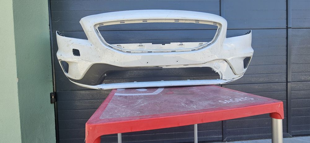 Parachoques para volvo v40