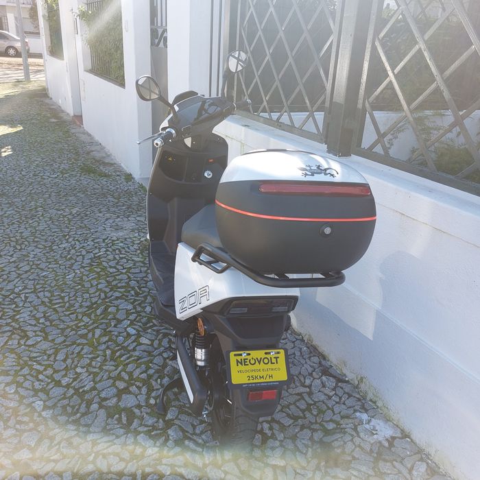 Scooter eletrica seventeen zoa