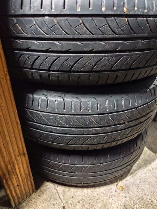 Продам літню гуму