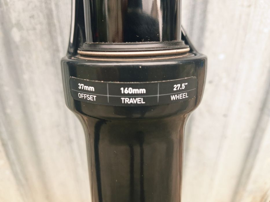 Rock Shox Yari 27.7 160mm