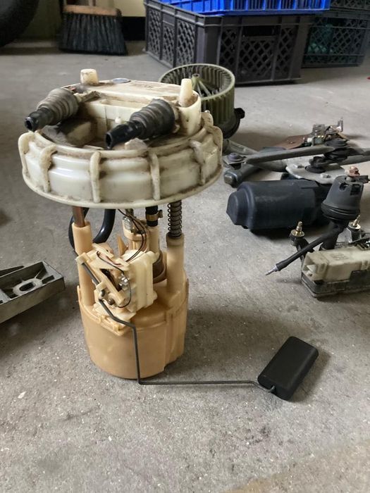 Várias peças punto 96