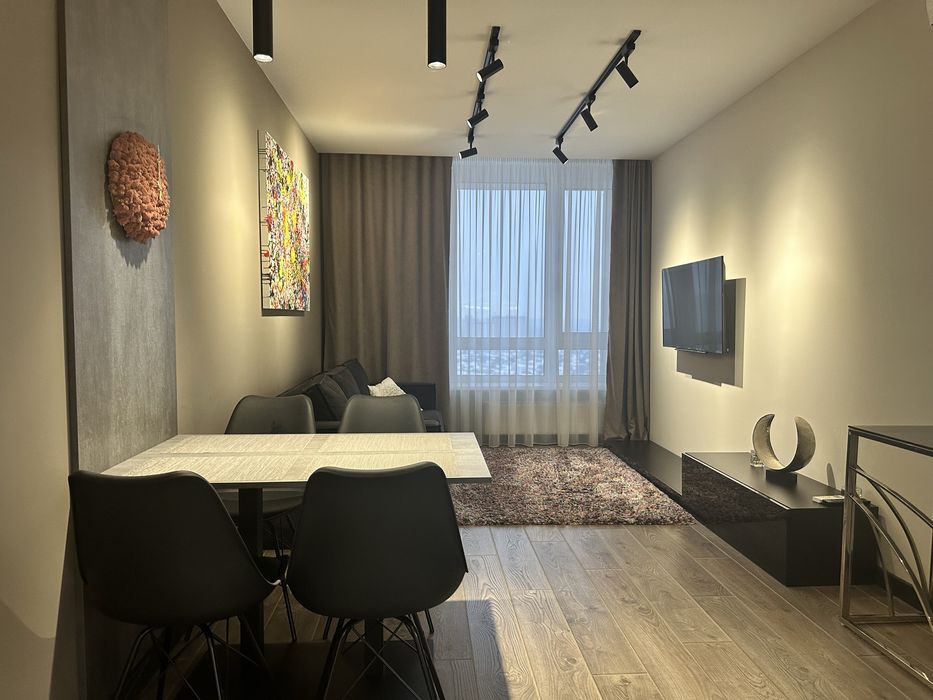 Оренда ЖК Славутич від власника генератор ( ліфт, вода, опалення)