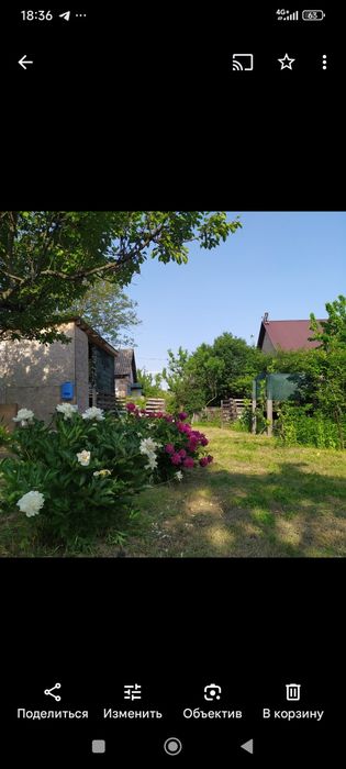 Продам  земельний участок-дачу в живописному місці.