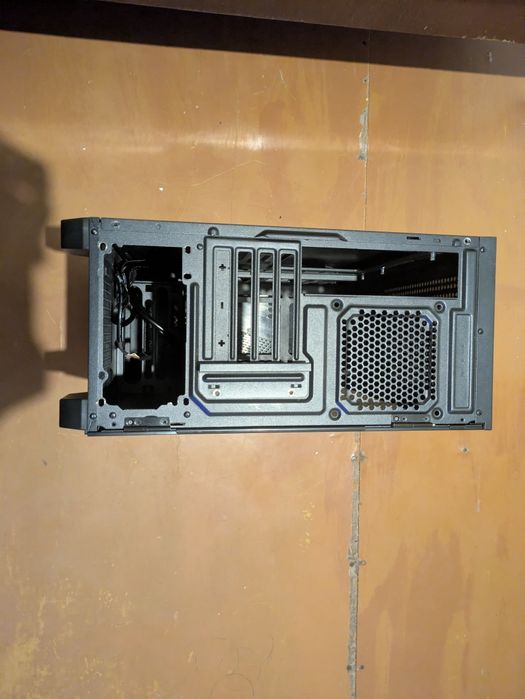 корпус gamemax m61