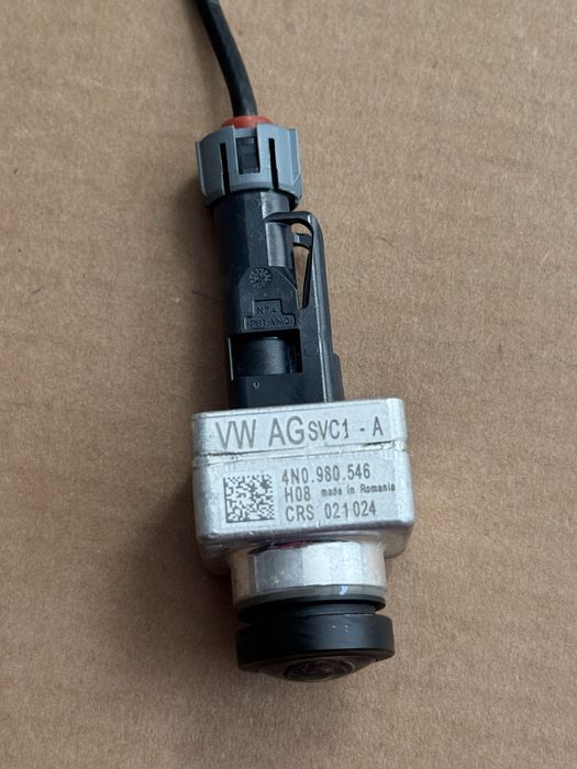 Камера Перед Зад Audi VW Porsche 4N0 980 546 Оригінал з кабелем