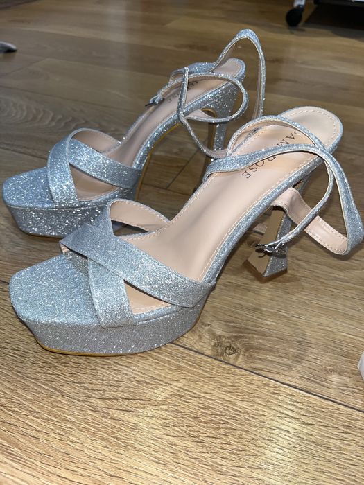 Świecące szpilki Dame Rose