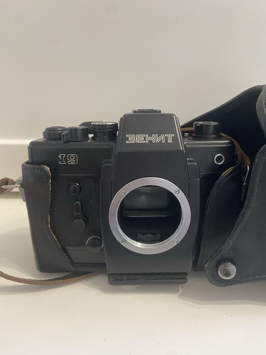 Фотоаппарат зенит . Документы