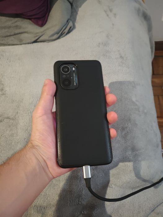 Xiaomi POCO F3 como novo
