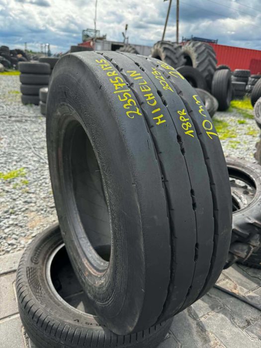 1x 235/75R22.5 Michelin X Multi RFID FRT 18PR