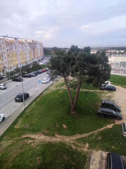 5 Quartos em Corroios