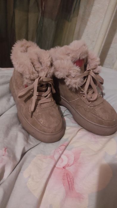 Ботинки женские  р37