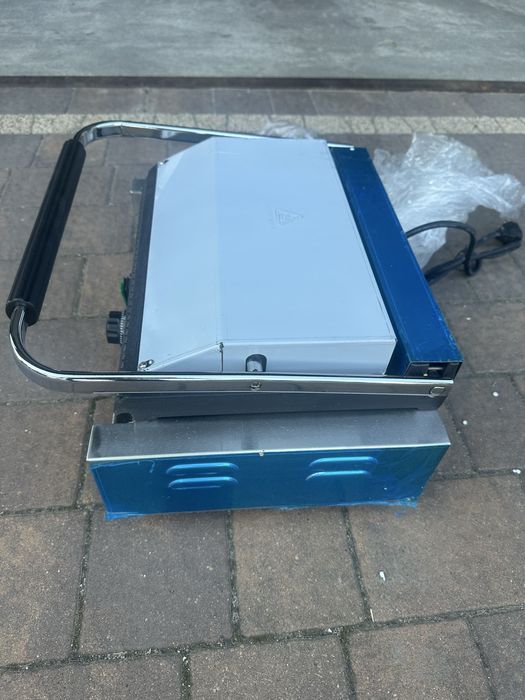 Grill kontaktowy
