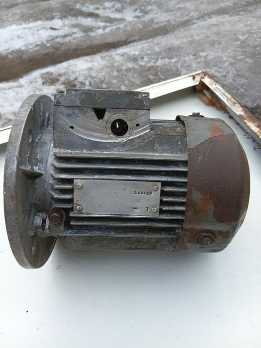 Электро двигатель