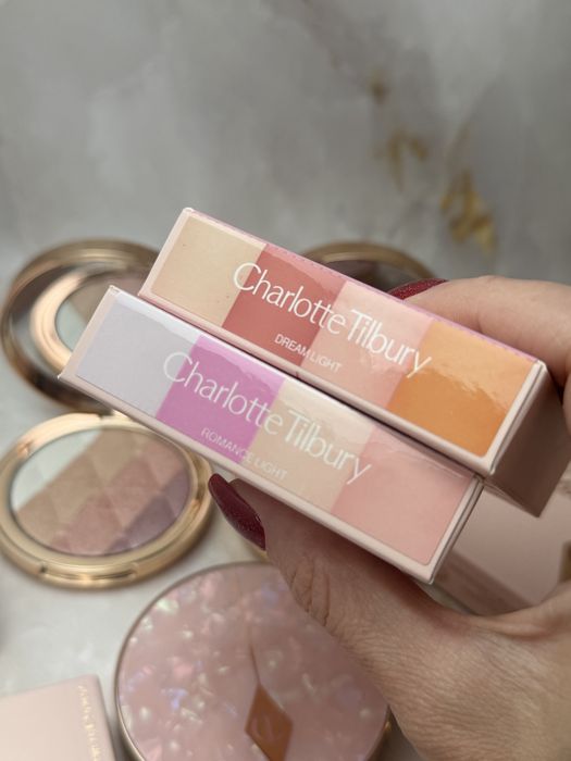 Хайлайтер для обличчя Charlotte Tilbury Pillow Talk Multi Glow