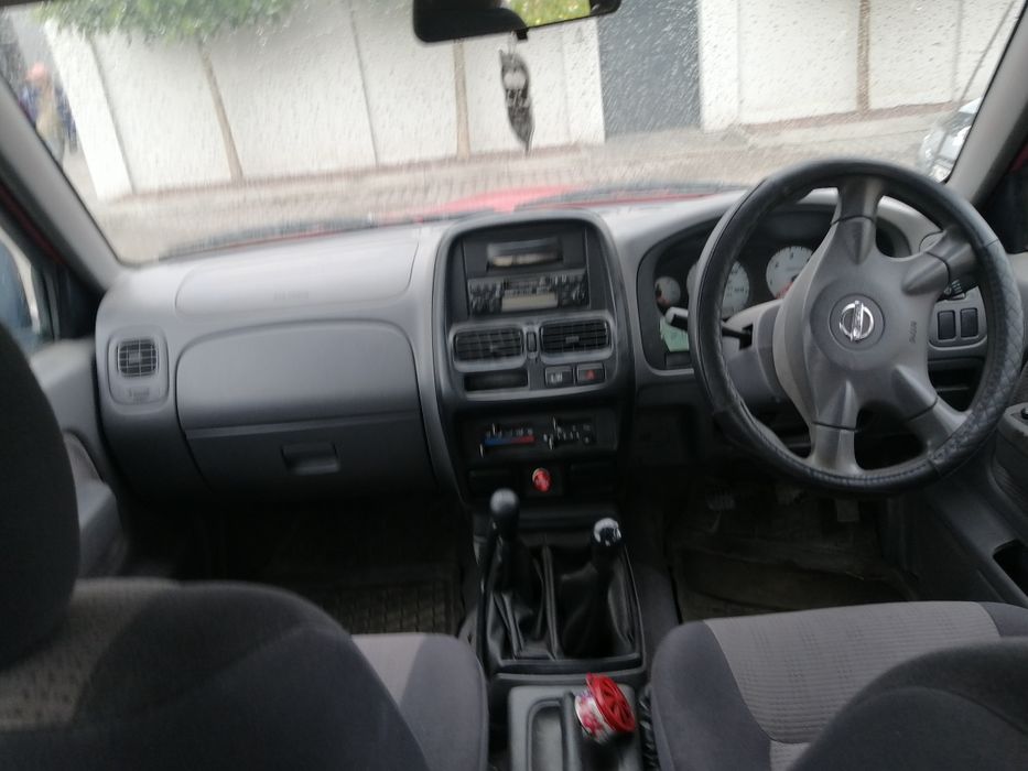 Nisan Navara D22