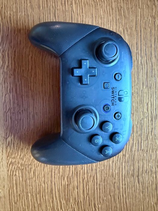 Kontroler Nintendo Switch Pro