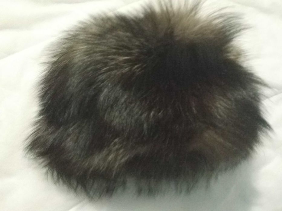 czapka z lisa naturalnego