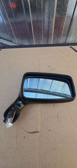 Lusterko Zewnętrzne Elektryczne Prawe Audi 80 B4 LZ9U