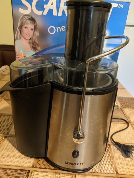 Продам соковыжималку соковитискач Scarlet SC-018