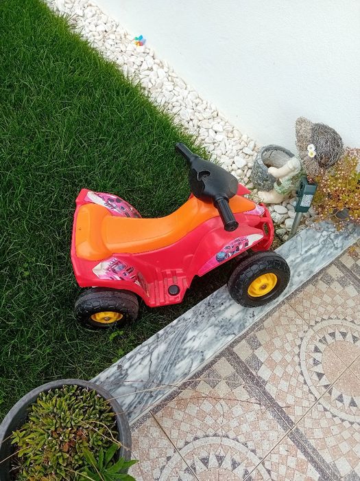 Mota elétrica criança