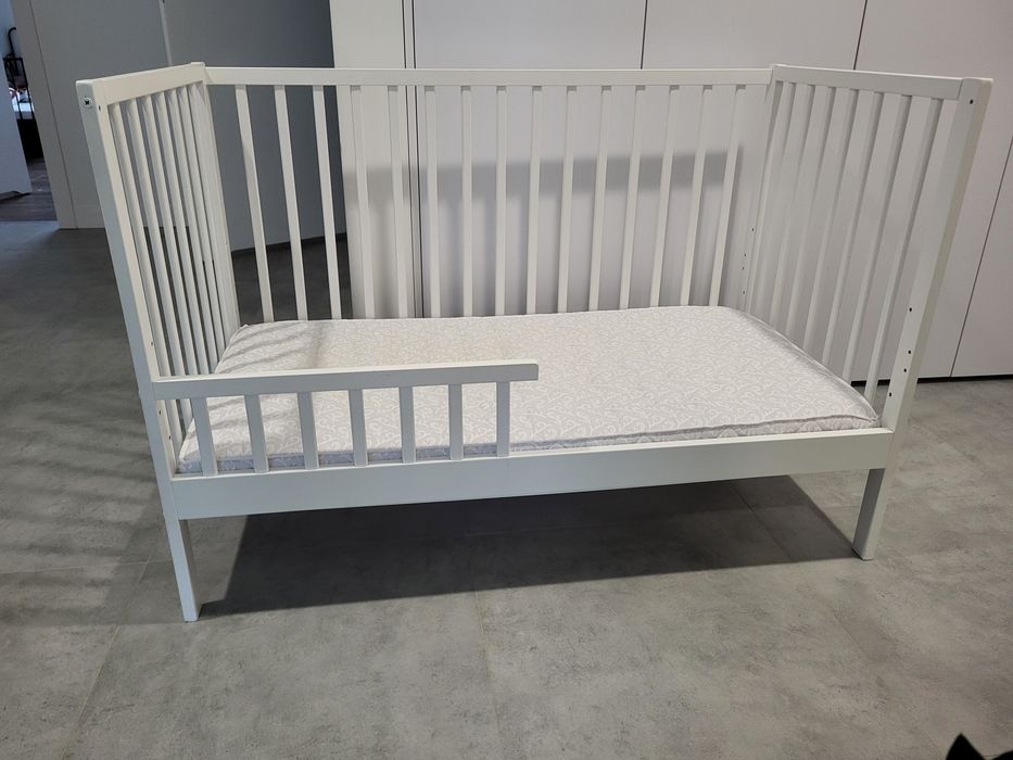 Łóżeczko niemowlęce 120x60 + materac