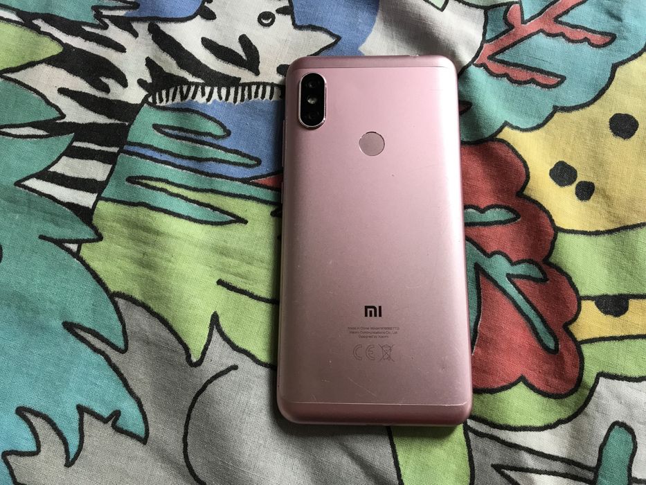 Xiaomi Redmi Note 6 Pro. 6.26 дюймов. Без нюансов.