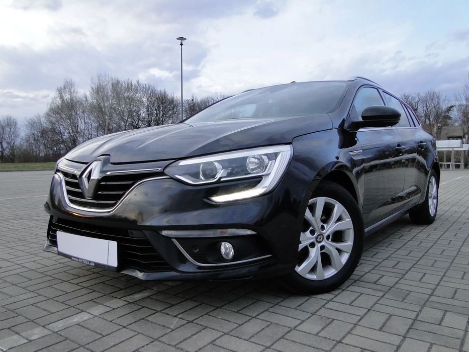 Renault Megane LIMITED-Ledy-Navi-Kamera-Chromy-MegaStan!!