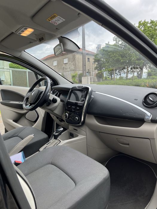 Renault zoe ano 2015 comlVA  Dedutivel