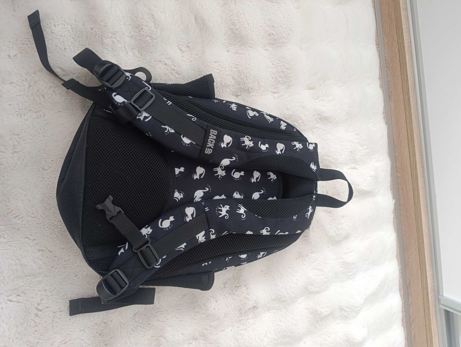 plecak back up z kotkami