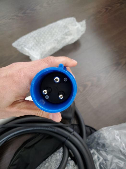 Зарядний пристрій для електромобілів 7 кВт 32А 1-фаза