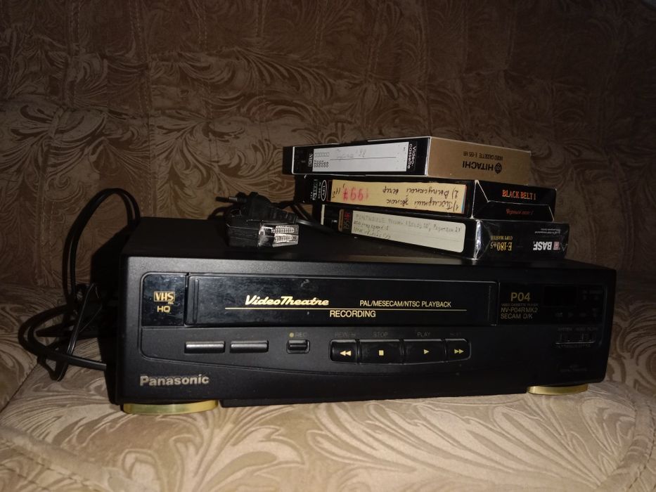 Видеомагнитофон Panasonik