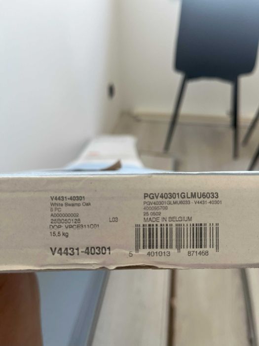 Panele Winylowe Pergo  kolor White Swamp Oak