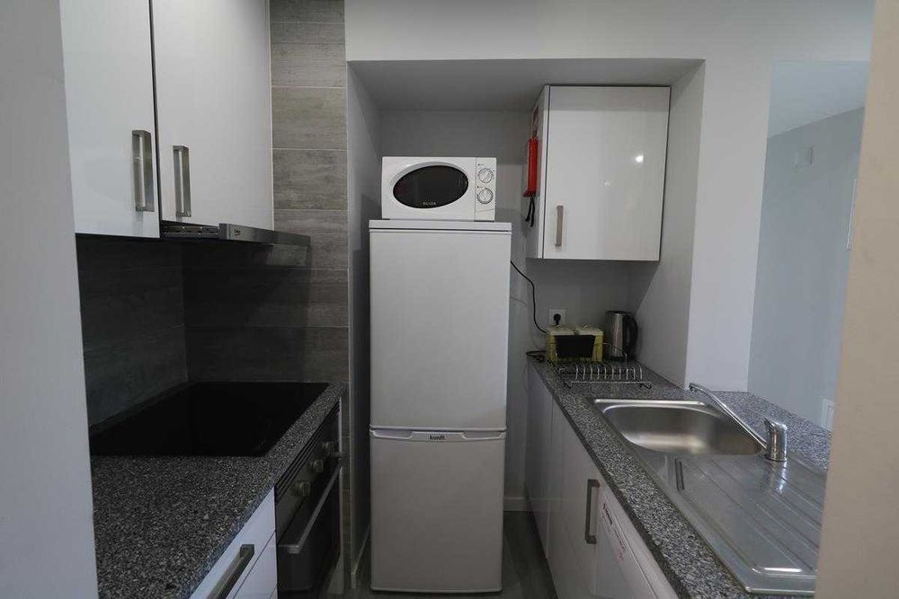 Apartamento T2 para férias com internet em São Martinho do Porto