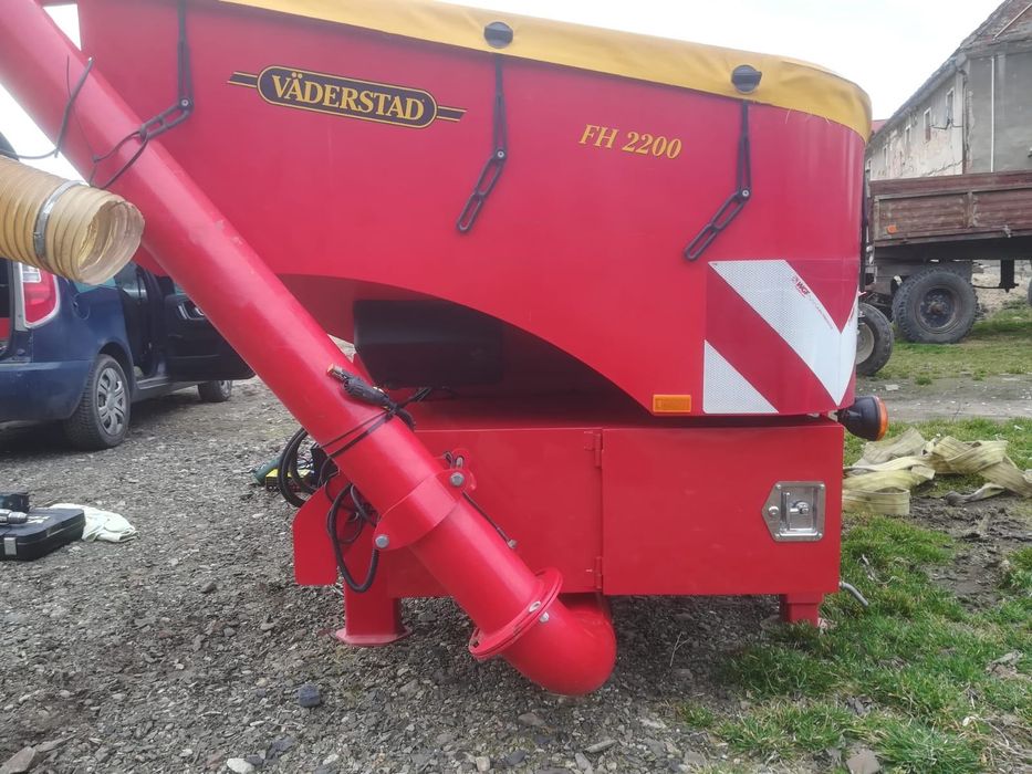 Okazja! Skrzynka narzędziowa NA ZAMÓWIENIE! Zbiornik Nawozowy Vaderstad FH 2200