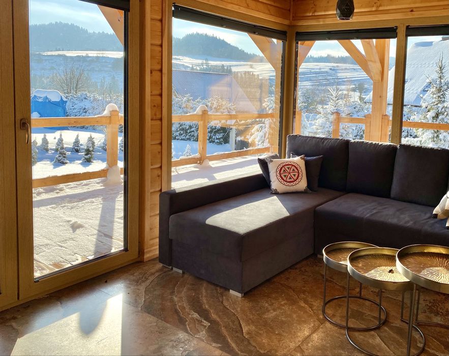 DREWNIANY domek w górach. Ferie. Wyciągi. WIDOKI na góry. PIENINY.