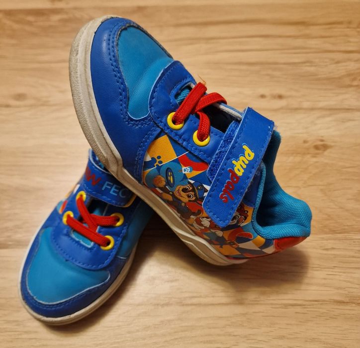 Buciki w b dobrym stanie. Roz.27cm. Jak nowe