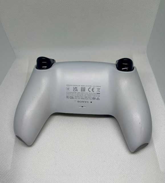 Kontroler DualSense do PS5