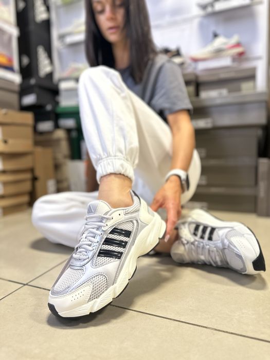 Жіночі оригінальні кросівки Adidas Crazychaos 2000 JR3491