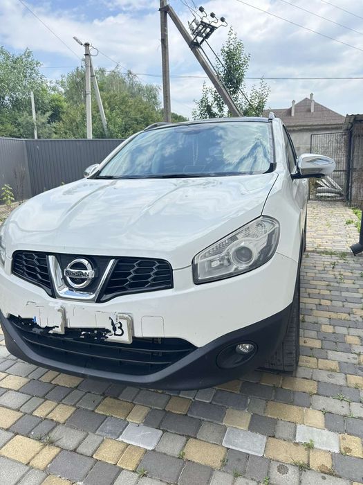 Продам автомобіль.