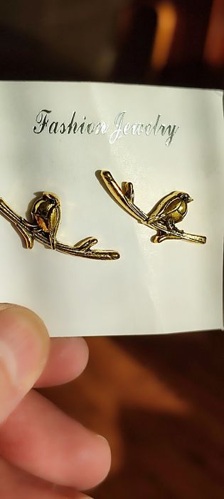 Kolczyki na sztyfcie 2 rodzaje