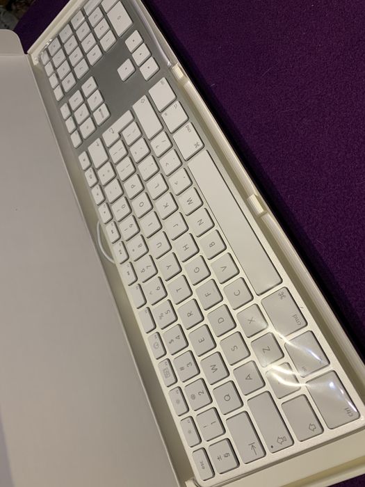 Teclado Apple novo