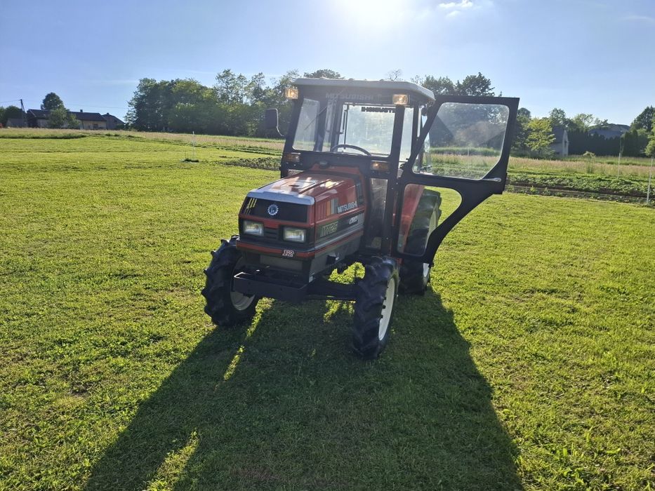 Mitsubishi MT25 4x4